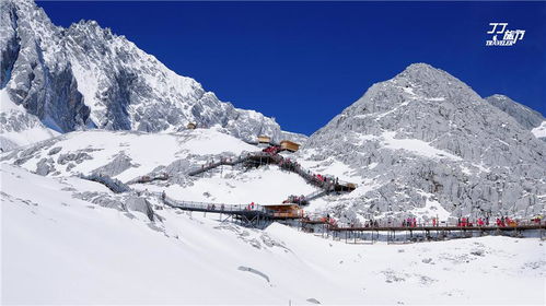 玉龙雪山，纳西人的圣境与灵魂栖居