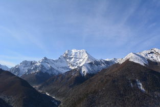 稻城亚丁天气，遇见天堂的四季变幻
